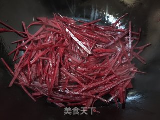 浑炒苦菜头的做法步调：2