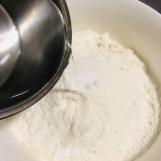 蒲公英包子的做法步调：1