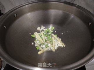 白烧带鱼的做法步调：10