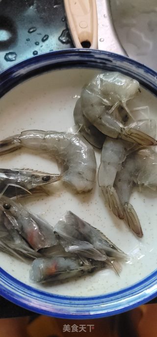 虾仁青菜燕麦粥的做法步调：2