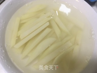 烤薯条的做法步调：3