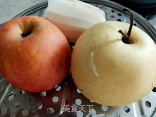 白枣雪梨莲藕羹的做法步调：1