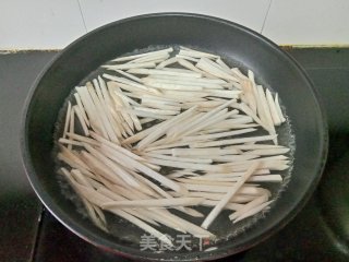 鱼喷鼻杏鲍菇的做法步调：2