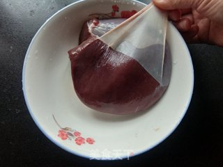 火煮牛肝的做法步调：1