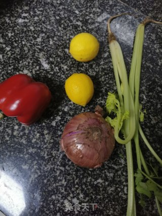 柠檬泡椒鸡爪的做法步调：11