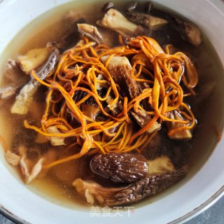 菌菇炖鸽子的做法步调：5