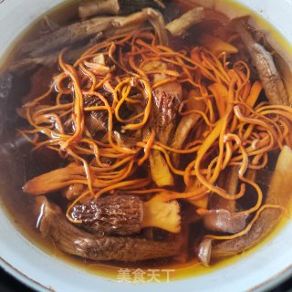 菌菇炖鸽子的做法步调：7