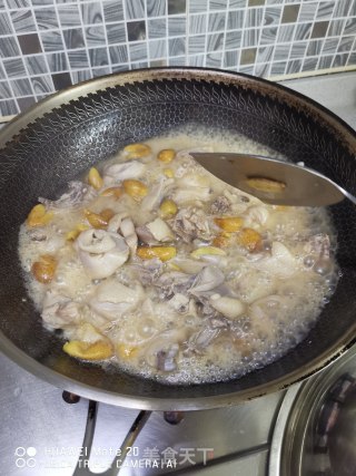 黄皮焖鸡的做法步调：9