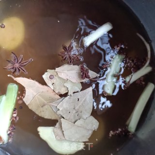 酱牛肉的做法步调：7