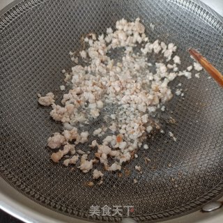 肉终木耳炒西兰花的做法步调：9