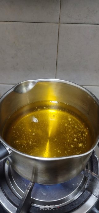喷鼻酥炸鸡块的做法步调：8