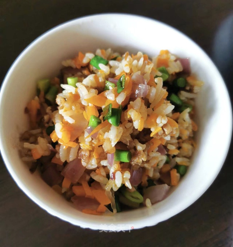 肉终胡萝卜炒饭的做法