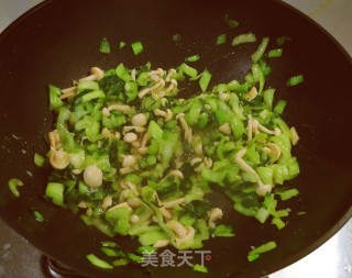 利剑玉菇炒油菜的做法步调：11