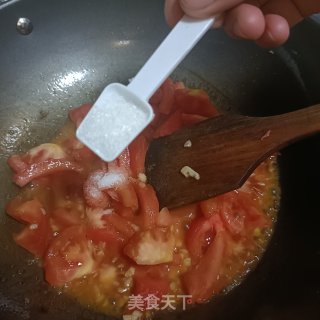西白柿炒蛋的做法步调：9