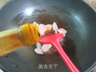 蒜薹肉片炒茭利剑的做法步调：6