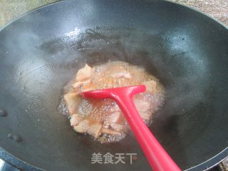 蒜薹肉片炒茭利剑的做法步调：7