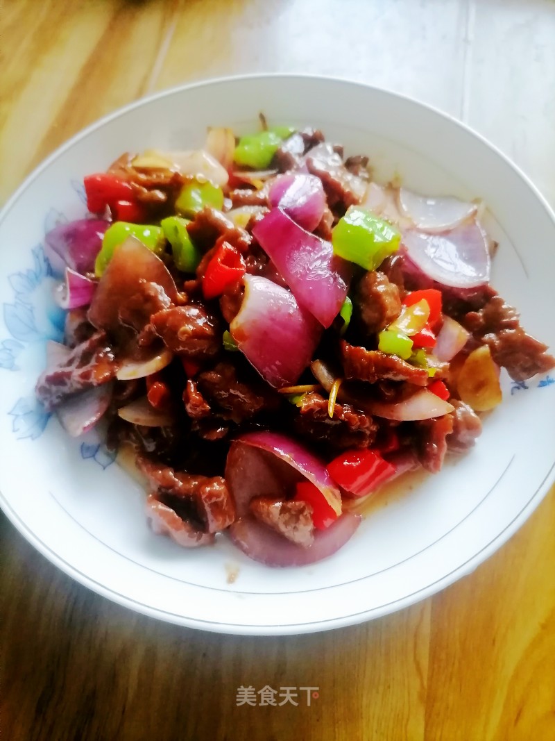 洋葱炒牛肉的做法