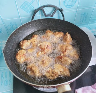 炸鸡块炖豆角的做法步调：4