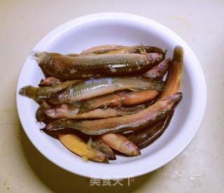 白烧泥鳅的做法步调：2