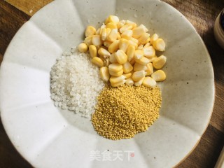 奶喷鼻玉米糊的做法步调：1