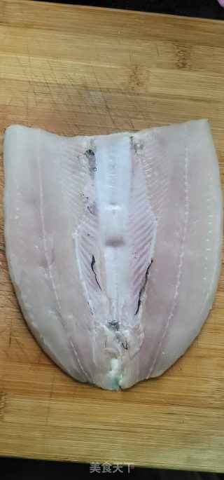 干煎虱目鱼的做法步调：1