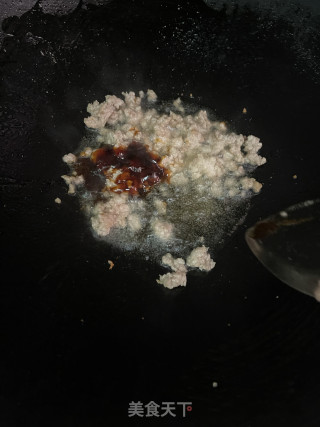 番茄肉酱拌里的做法步调：4