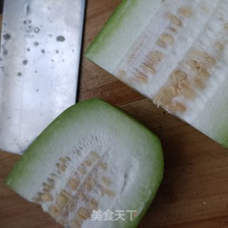 肉终冬瓜汤的做法步调：3