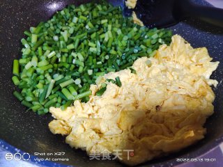 蒜薹炒鸡蛋的做法步调：5