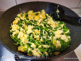 蒜薹炒鸡蛋的做法步调：7
