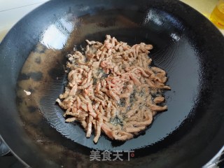 洋葱豆角炒牛肉的做法步调：3