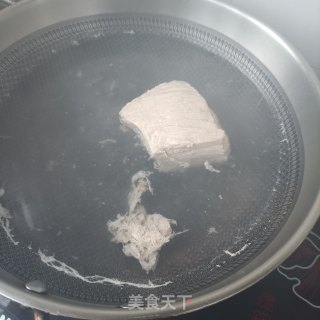 京彩肥肉粥的做法步调：2