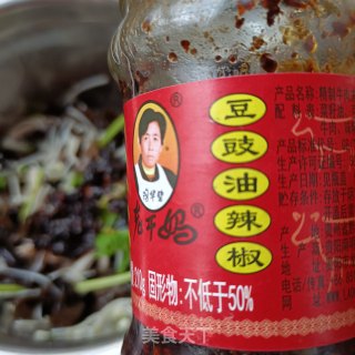 金针菇拌木耳的做法步调：13