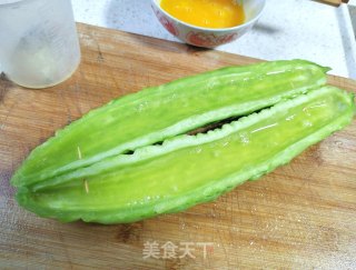 苦瓜蒸蛋的做法步调：5
