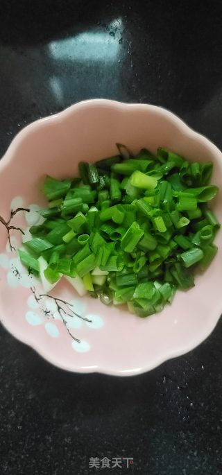 酱油炒饭的做法步调：2