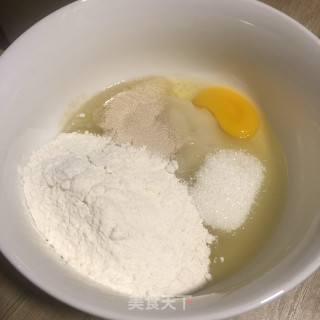 收酵一次的早饭里包的做法步调：1