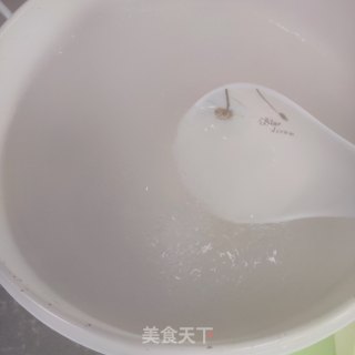 黄桃利剑凉粉果冻的做法步调：3