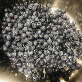 蓝莓酱的做法步调：2
