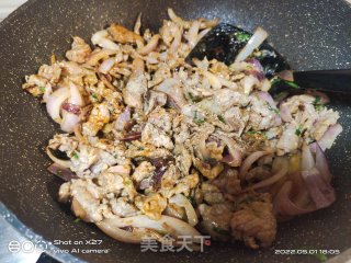 洋葱炒牛肉的做法步调：5