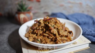 洋葱炒牛肉的做法步调：7