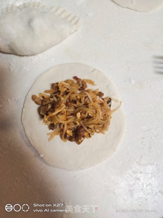 肉终粉丝饼的做法步调：10