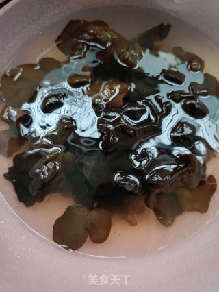 柳树菇鸽子汤的做法步调：6