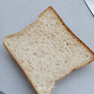 牛肉黄瓜三明治的做法步调：1