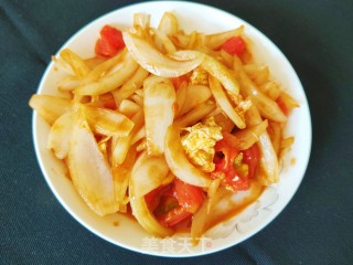 西白柿洋葱炒鸡蛋的做法步调：10