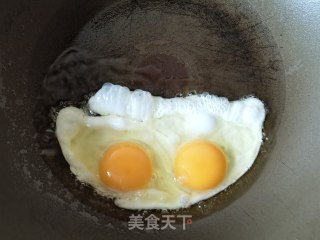 煎蛋洋葱拌小利剑菜的做法步调：3
