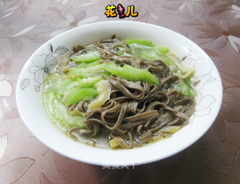 榨菜丝棱角丝瓜荞麦里的做法