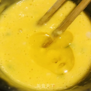 葱花蛋饼的做法步调：4