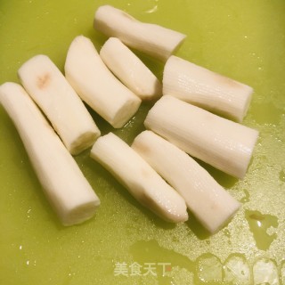 山药疙瘩汤的做法步调：1