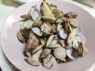蛤蜊蒸蛋的做法步调：1