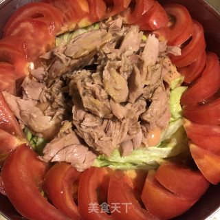 金枪鱼蔬菜沙推的做法步调：7
