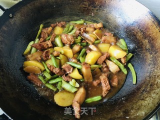沙锅酸菜粉条炖白烧肉的做法步调：13